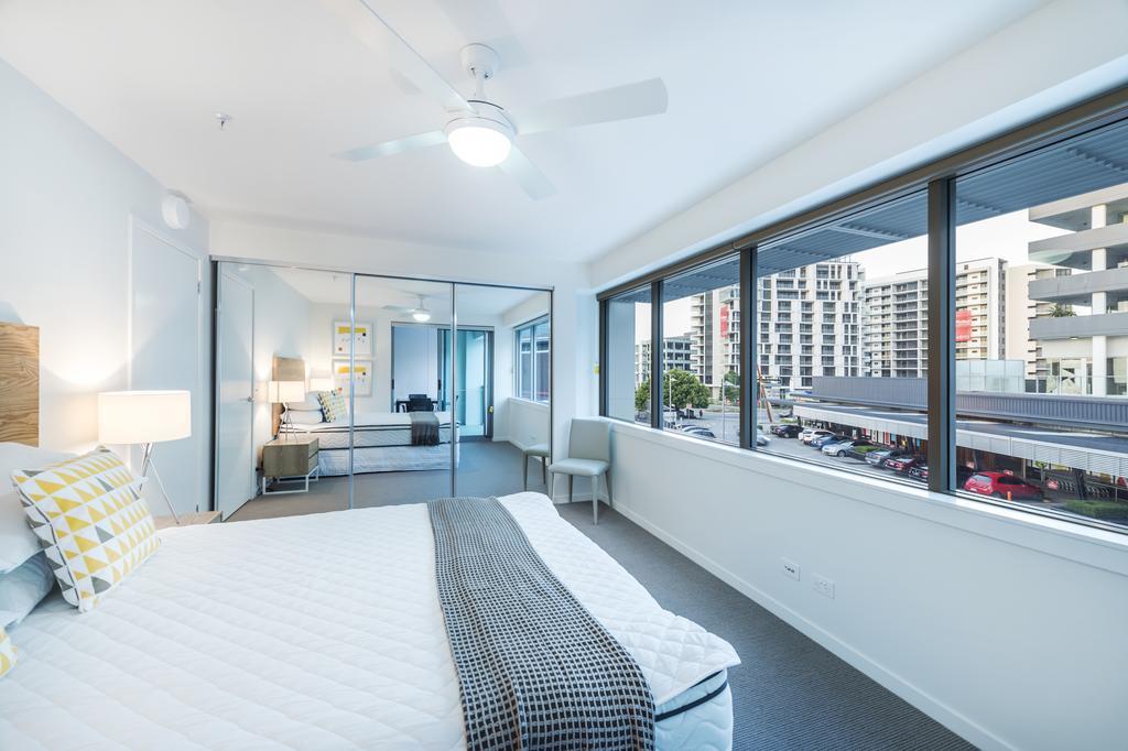Link Portside Wharf Apartment Hotel Brisbane Habitación foto